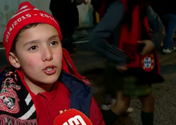 Última hora: Menino benfiquista dá um arraso a Roger Schmidt (vídeo)