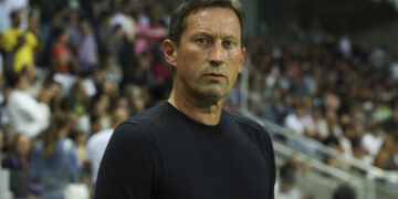 Última hora: Roger Schmidt humilhado (vídeo)