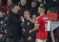 Última hora: Arthur Cabral revoltado com Roger Schmidt no final do jogo com o Sporting