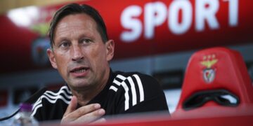 Última hora: Roger Schmidt decide afastar dois jogadores do plantel principal