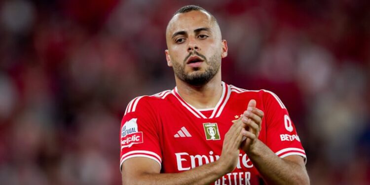Última hora: Arthur Cabral afastado do plantel principal do Benfica