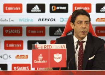 Última hora: Rui Costa deixa sério recado a Roger Schmidt