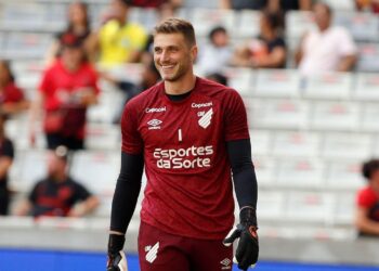 Oficial: Benfica anuncia contratação de Bento