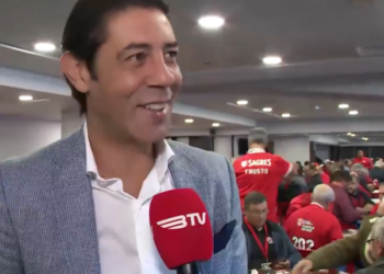 Última hora: Rui Costa anuncia regresso de João Cancelo no Benfica
