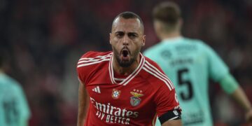 Última hora: Benfica tenta vender Arthur Cabral para ir buscar mega-goleador