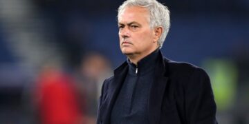 Última hora: Benfica anuncia a contratação do técnico José Mourinho