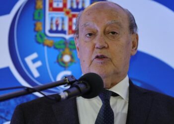 Pinto da Costa deixou 8 mil euros nas contas do FC Porto, adianta o ‘CM’ (Vídeo)