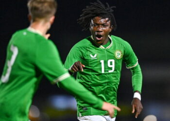 Jovem promessa irlandesa pode rumar ao Benfica no verão