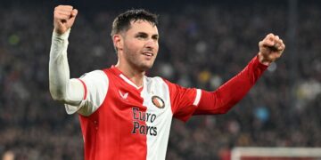 Última hora: Santiago Giménez a caminho do Benfica