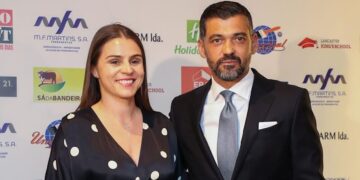 Mulher de Sérgio Conceição deixa sério recado a André Villas-Boas