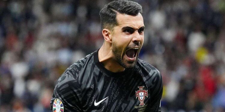 Última hora: Diogo Costa é reforço do Al Hilal