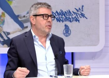 Francisco J. Marques despede-se do FC Porto e deixa sério recado a André Villas-Boas