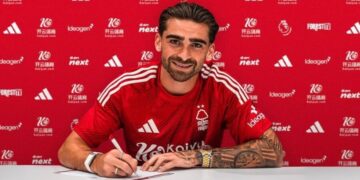 OFICIAL: Jota Silva assinou pelo Nottingham Forest