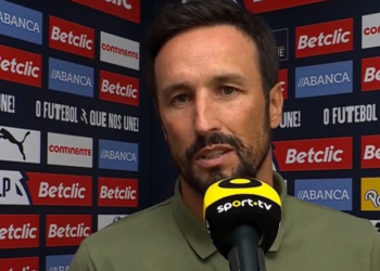 (VÍDEO) César Peixoto foi arrasador com a arbitragem após empate contra o Benfica