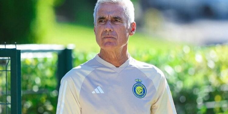 Luís Castro não resistiu aos maus resultados e foi despedido do Al-Nass