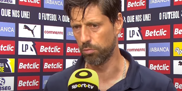 Vítor Bruno deixa sério recado a Sérgio Conceição