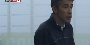 Bruno Lage não gostou da interrupção do jogo entre o Benfica e o Nacional